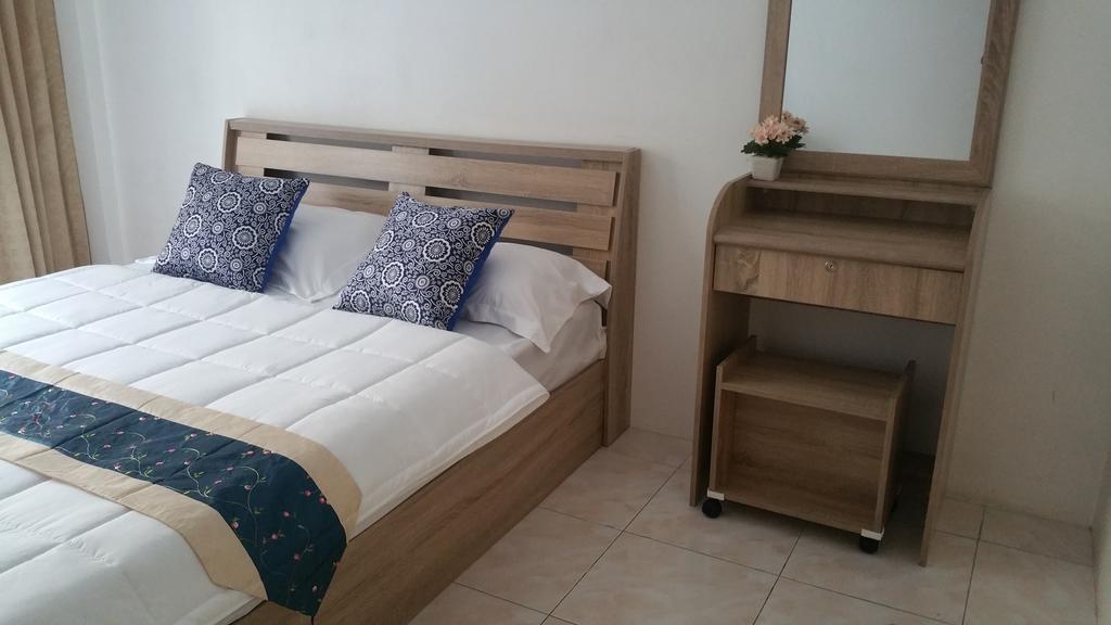 Sunshine Guesthouse Patong Exterior foto