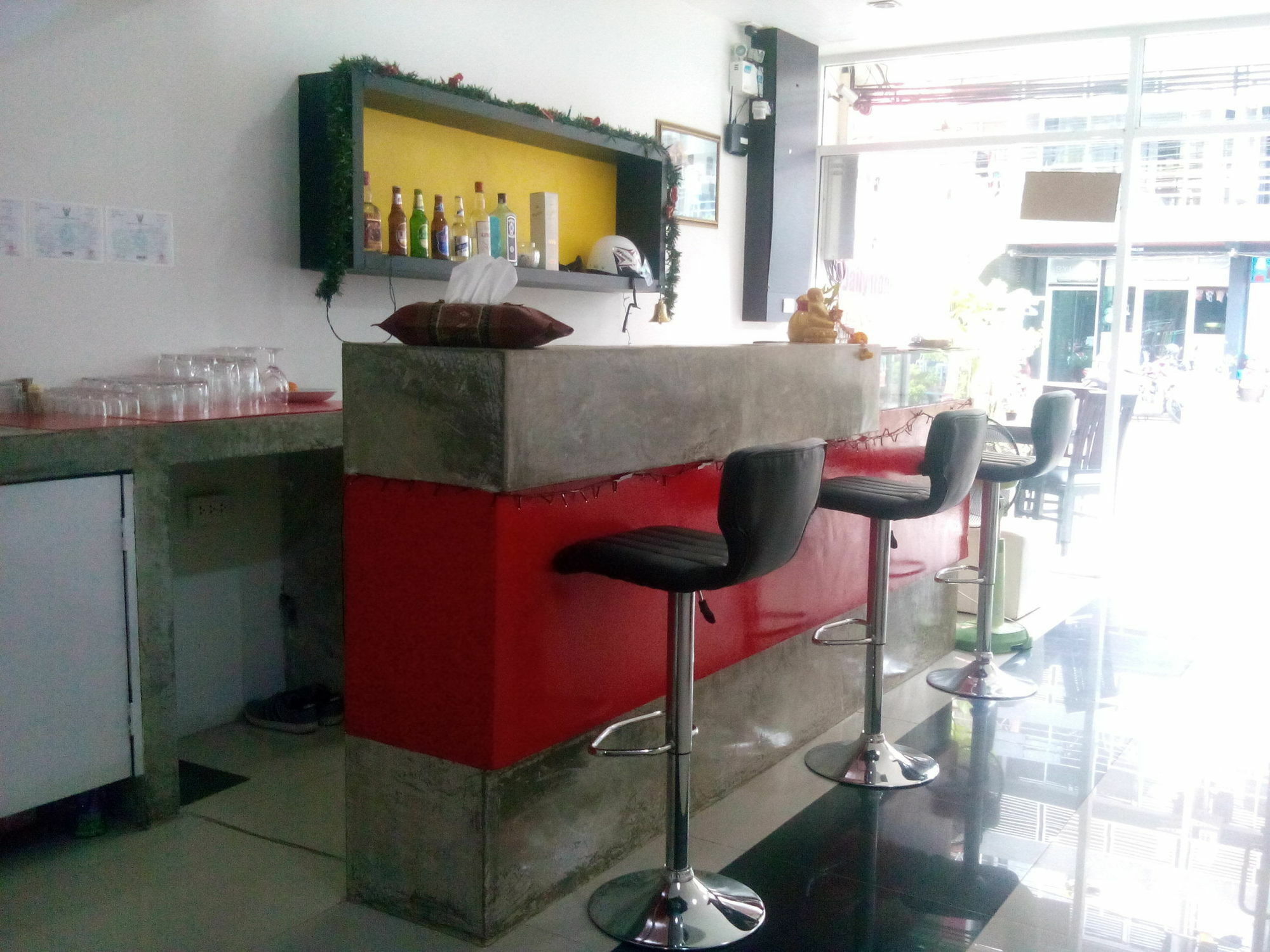 Sunshine Guesthouse Patong Exterior foto